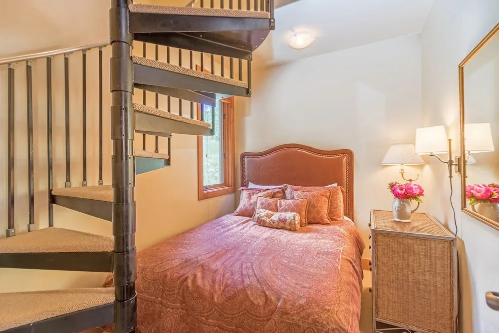 Terraces 402 by Exceptional Stays