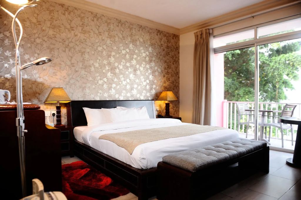 The Blowfish Hotel