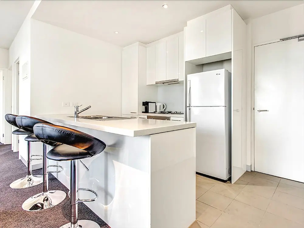 MJ Shortstay Bank Apartments