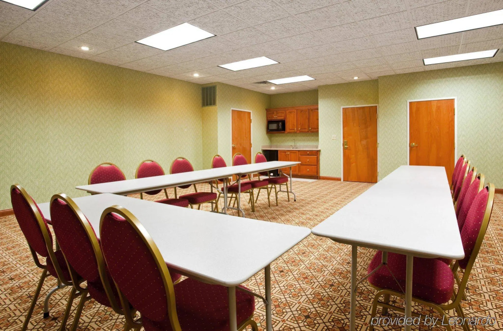 Holiday Inn Express Hotel & Suites Goshen by IHG