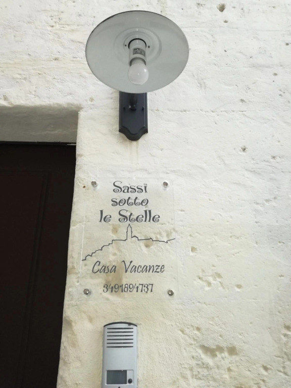 Sassi Sotto Le Stelle