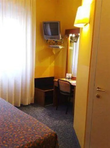 Carmen Hotel