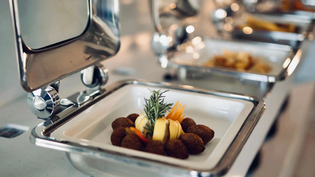 Отель Pyramisa Suites Cairo