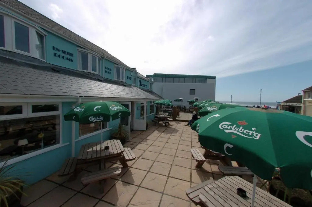 The Waterfront Inn