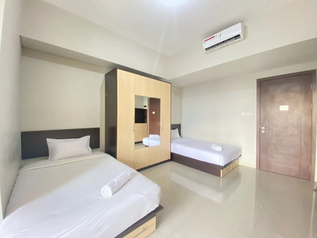 "Deluxe Studio Room At Skyland Jatinangor"