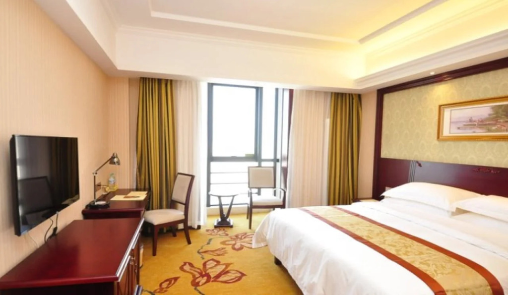Vienna Hotel Jinan Liancheng Square Branch