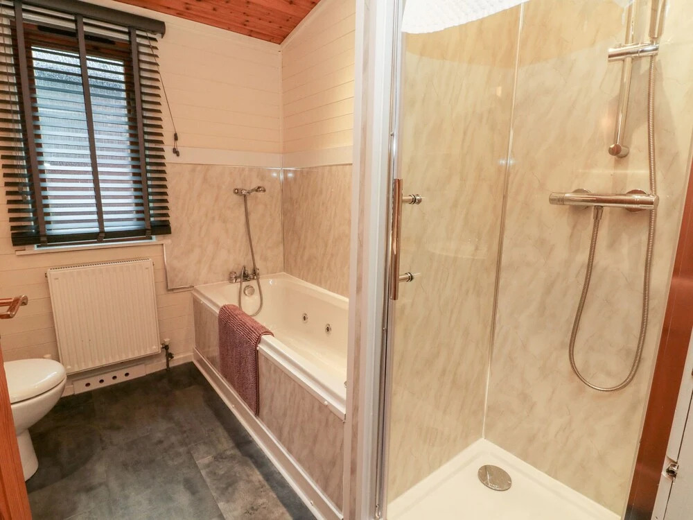 37 Amberwood