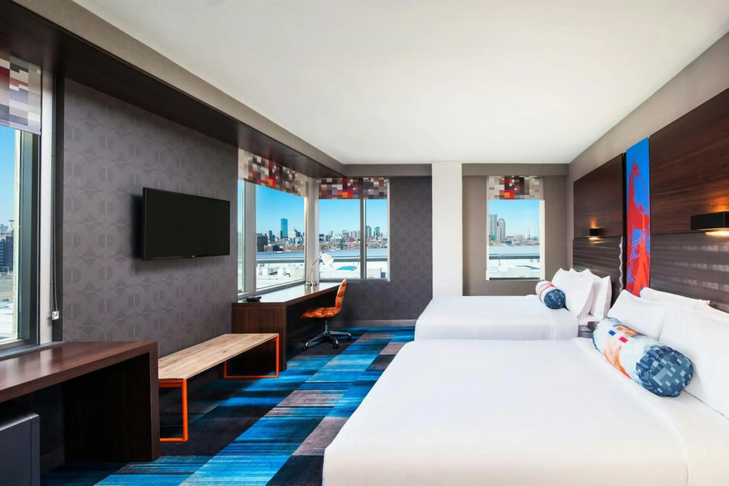Aloft by Marriott Boston Seaport District