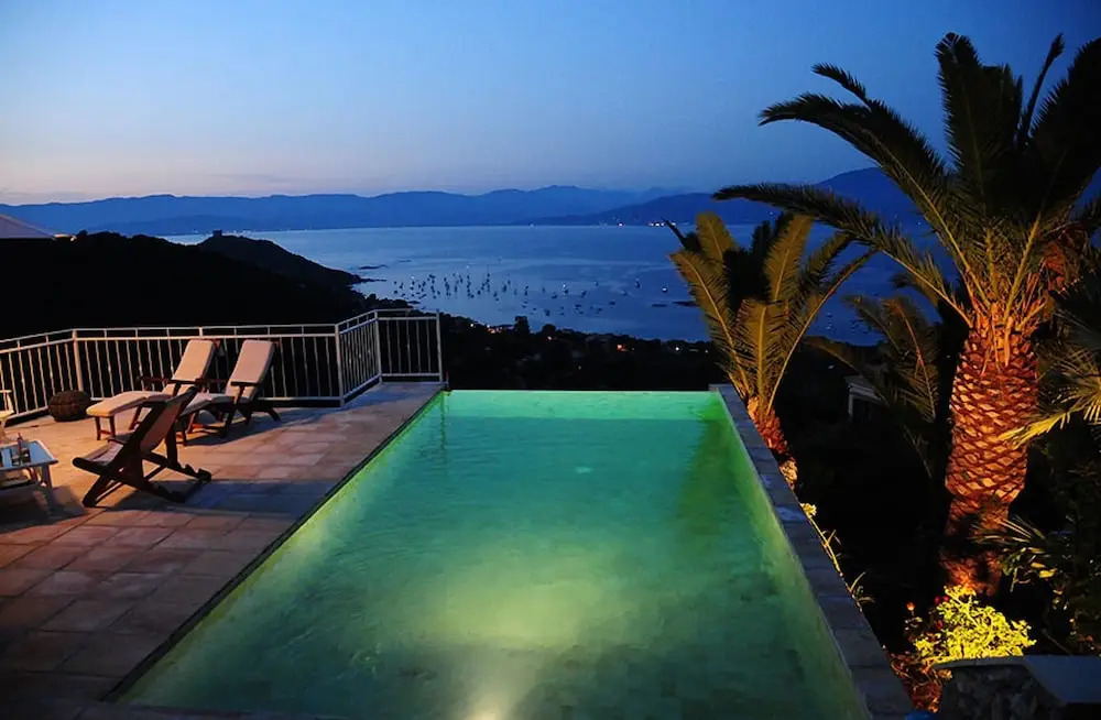 Villa With 4 Bedrooms in Belvedere Campomoro, With Wonderful sea View, Private Pool, Enclosed Garden - 500 m From the Beach