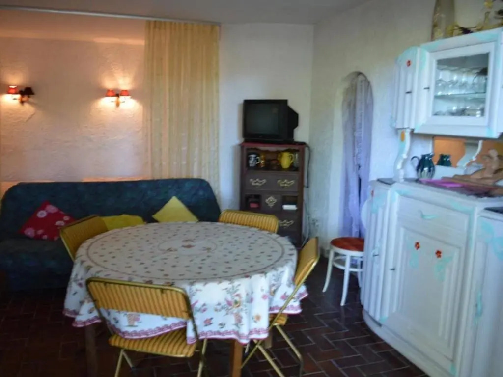 Appartement Cavalaire-sur-Mer, 1 pièce, 4 personnes - FR-1-226B-26