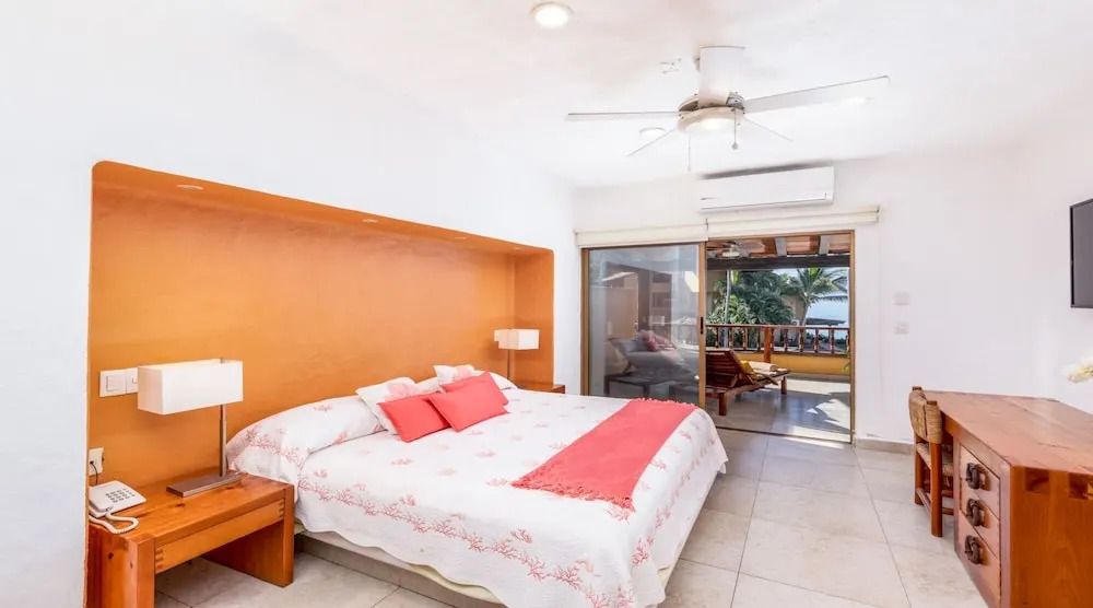 Condo Los Tules 15-122 by Kivoya