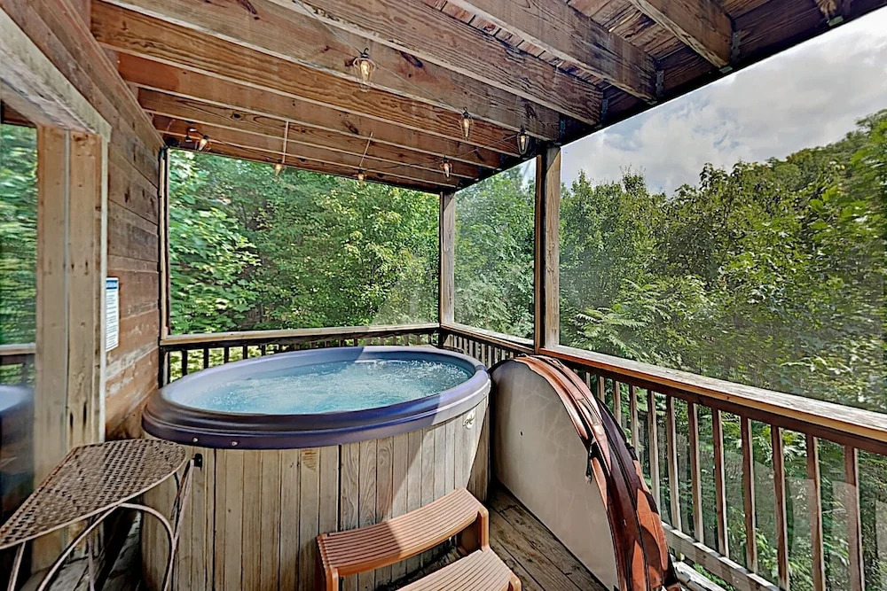 New Listing! Epic W/ Game Room & Hot Tub 2 Bedroom Cabin