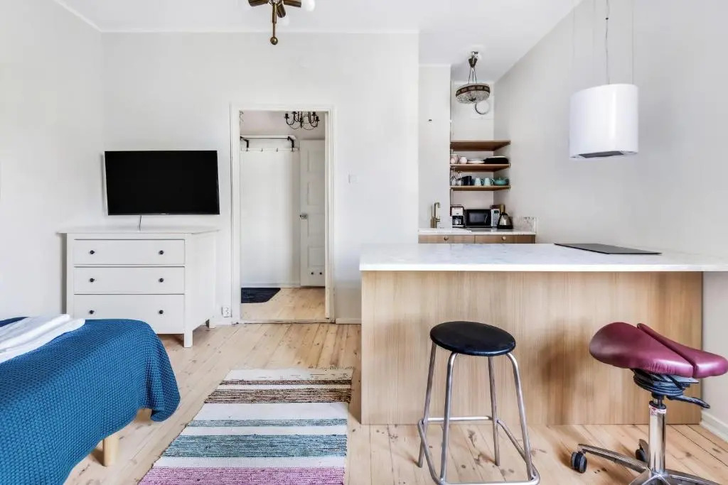 WeHost Modern and Well-equipped Studio with a View @Viides linja 3