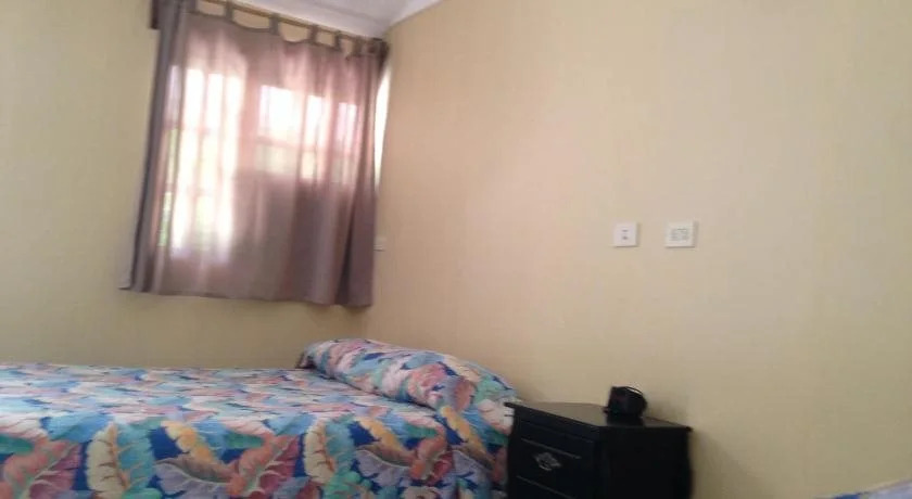 Hotel Flor de Itabo