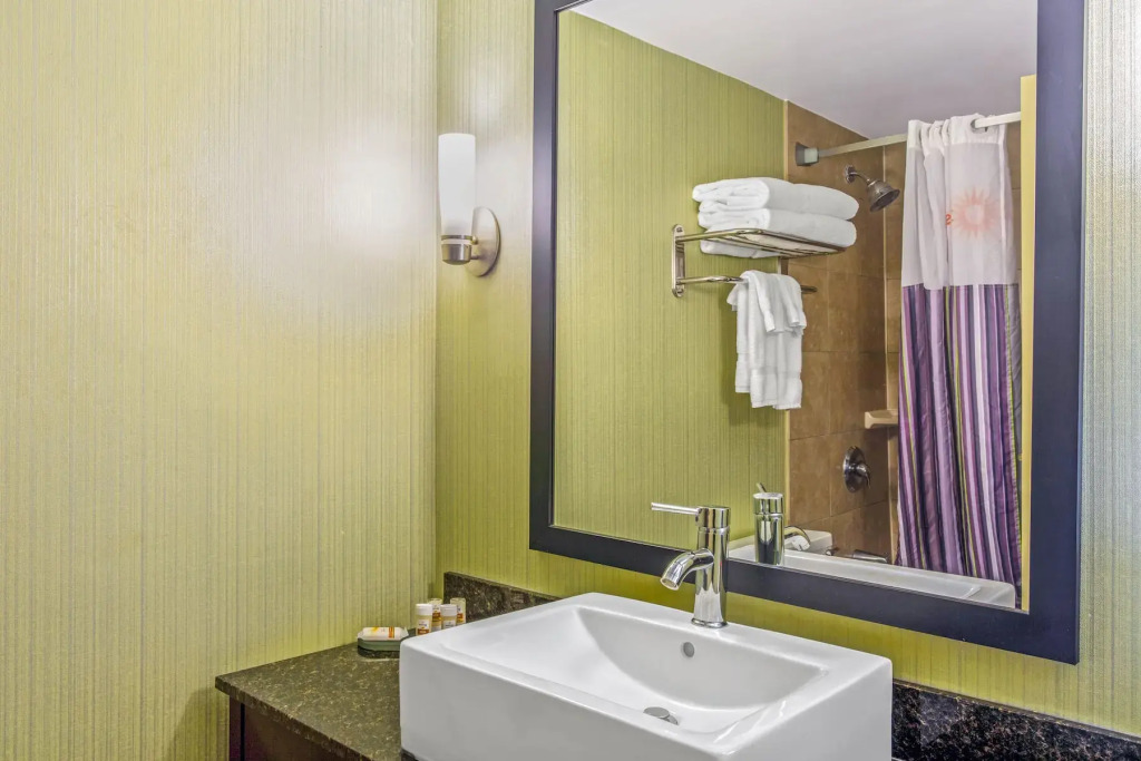 DoubleTree by Hilton Salisbury