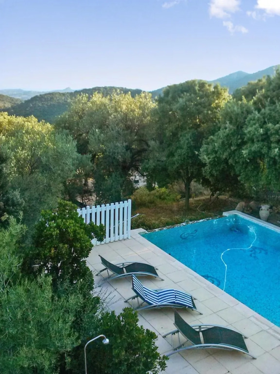 House With 4 Bedrooms in Figari, With Wonderful sea View, Private Pool