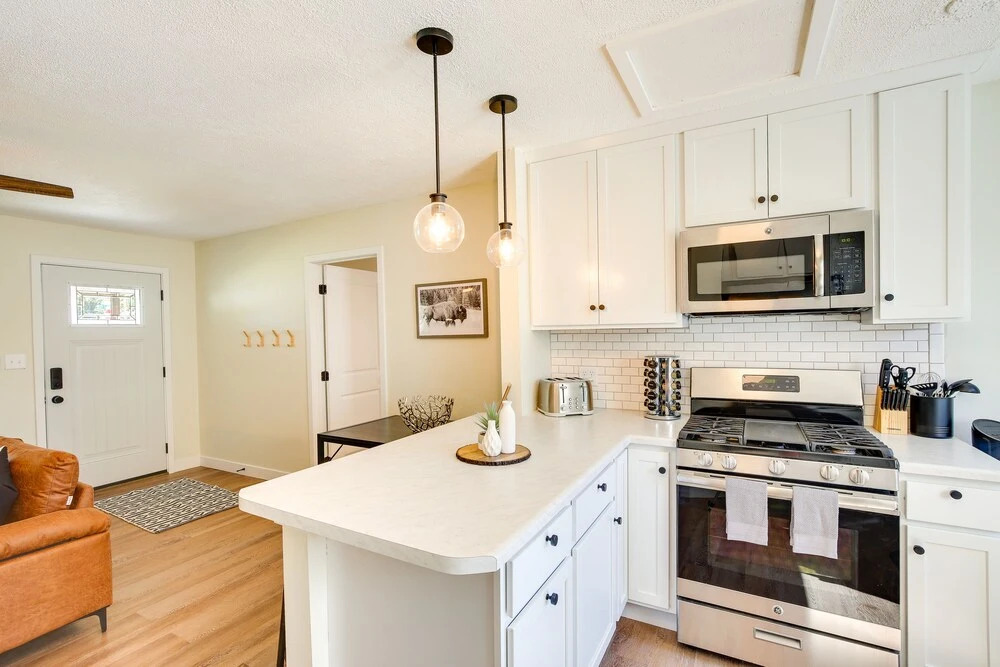 Modern Rapid City Home ~ 3 Mi to Dinosaur Park!