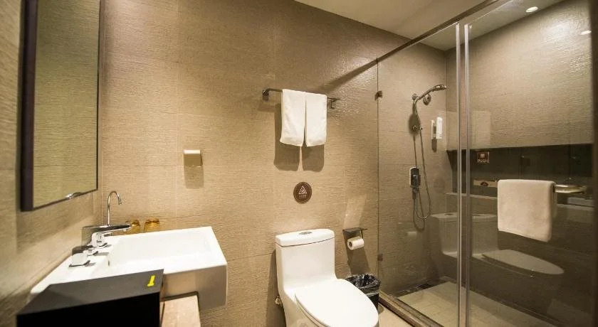 Home Inn Plus Shanghai Kongjiang Road Jiangpu Road Metro Station