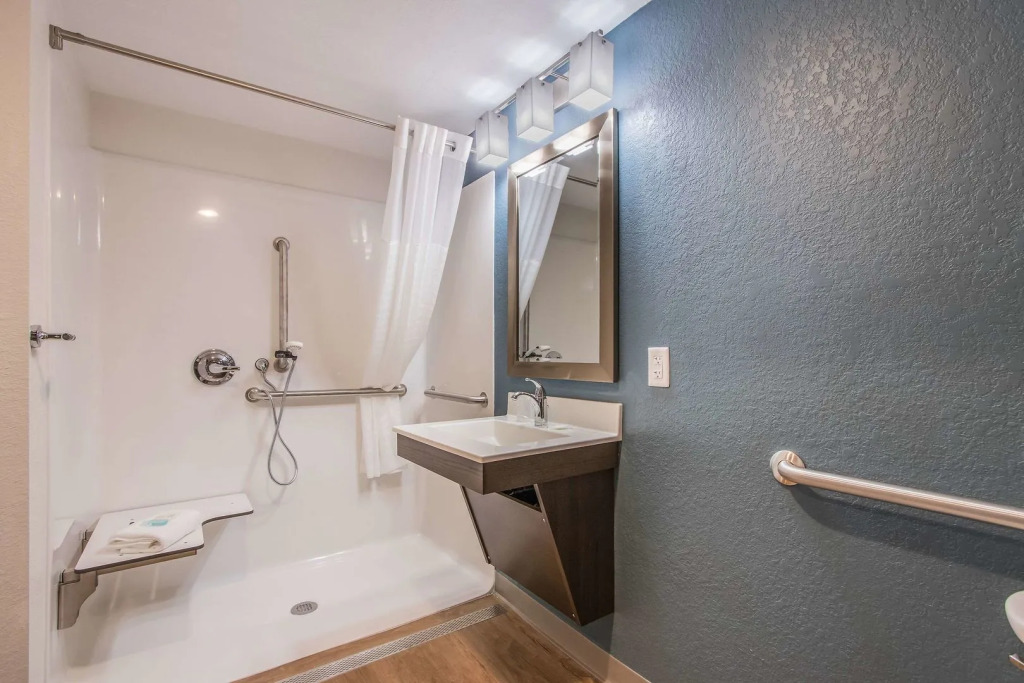 WoodSpring Suites Doral Miami Airport