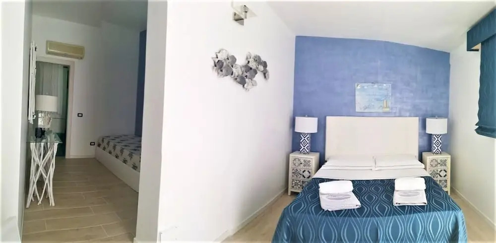 Residence Blue Marine
