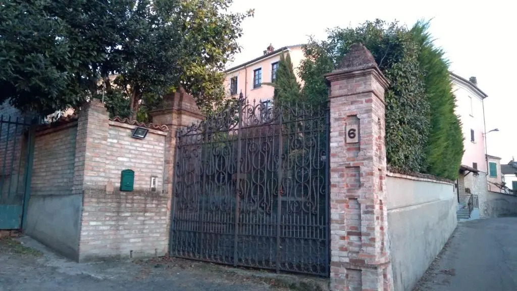 SPINETO HOUSE