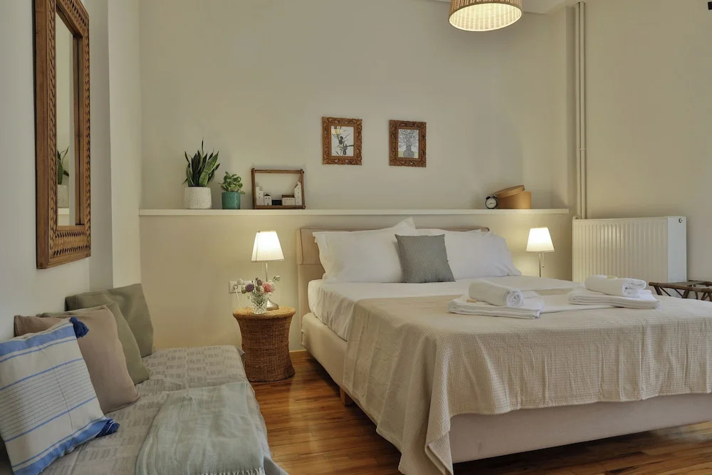 Οlives and Vines Retreat Villa