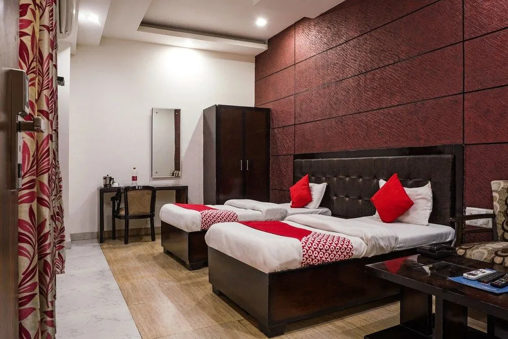 OYO 18895 Hotel Kartikay Grand