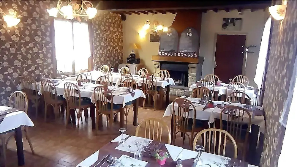 Le Relais De Risquetout