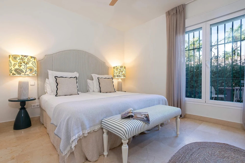 Bright&exclusive 3BD Apartment Estepona. El Presidente