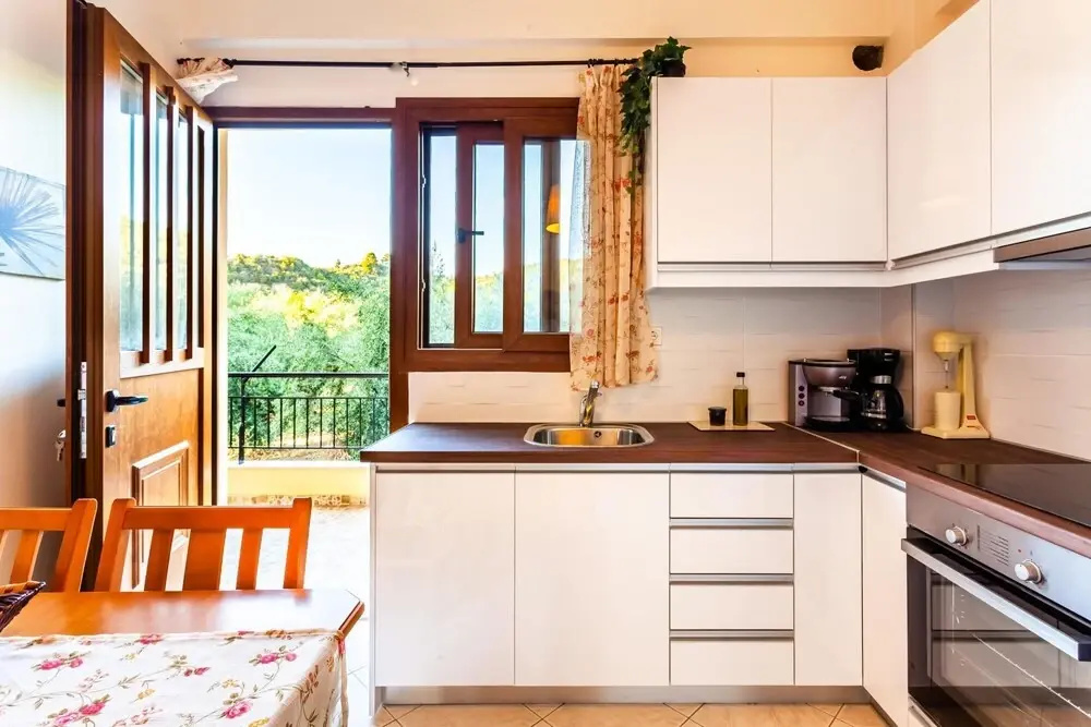 Nelly s Seaview Retreat - Summer Cozy Getaway