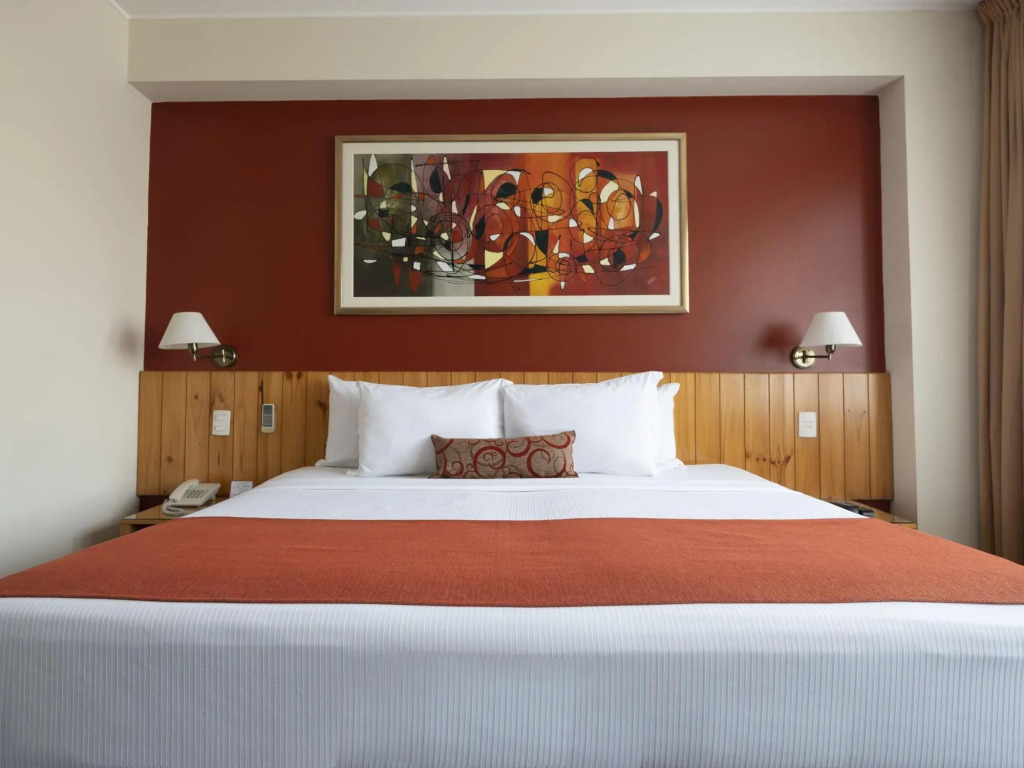 Qorianka Hotel