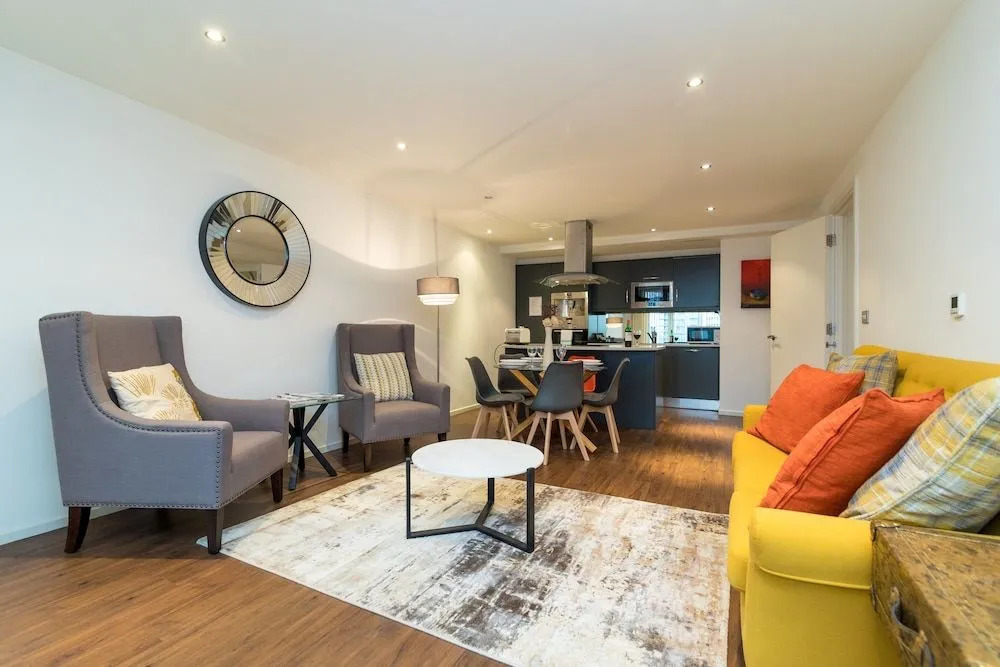 Austin David Apartments - Stylish