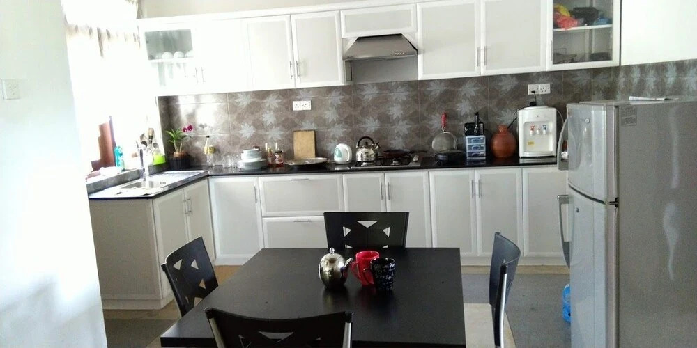 Negombo Holiday Home