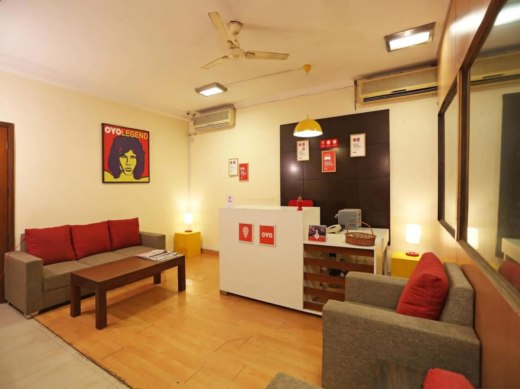 OYO Flagship 477 HUDA City Centre