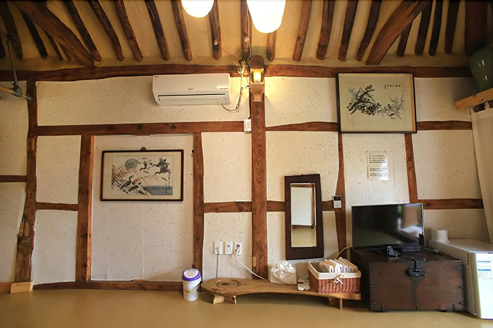 Hanok Madang