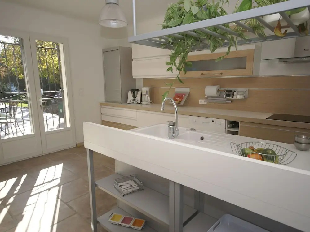 Holiday Home in Le Thor With Private Pool