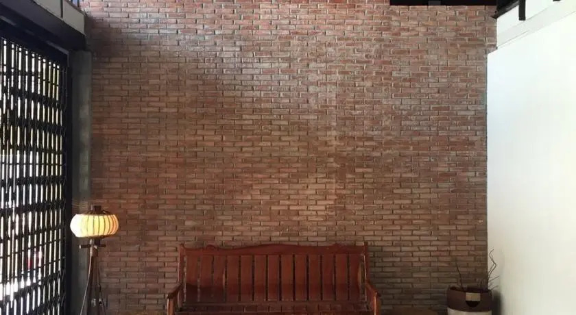 Baan Suan Guest House