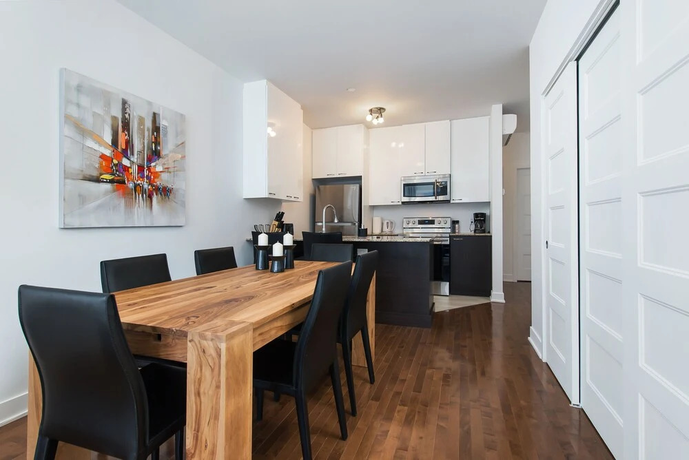 Sunny 2BR on Plateau Mont-Royal