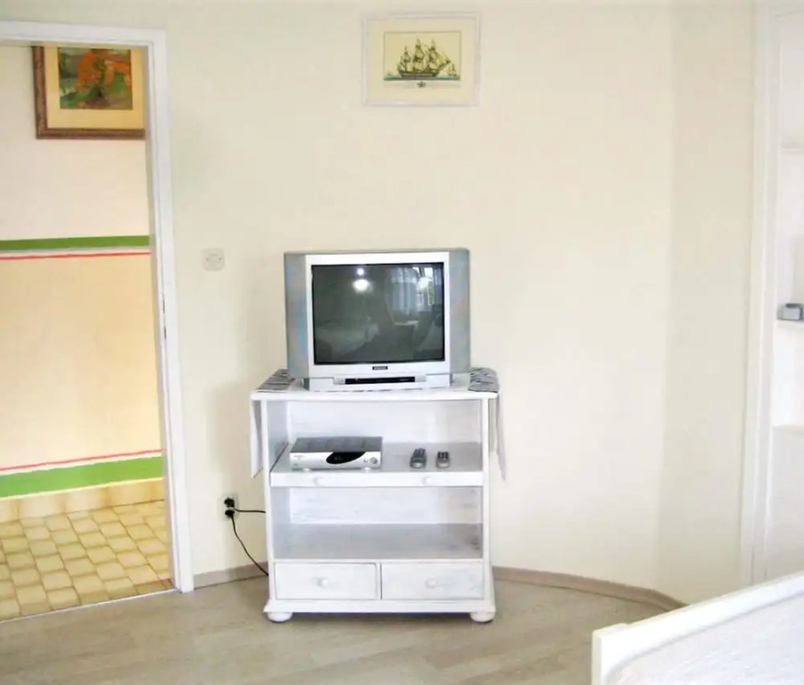 Apartment With 2 Bedrooms in Murter, With Wonderful sea View, Balcony