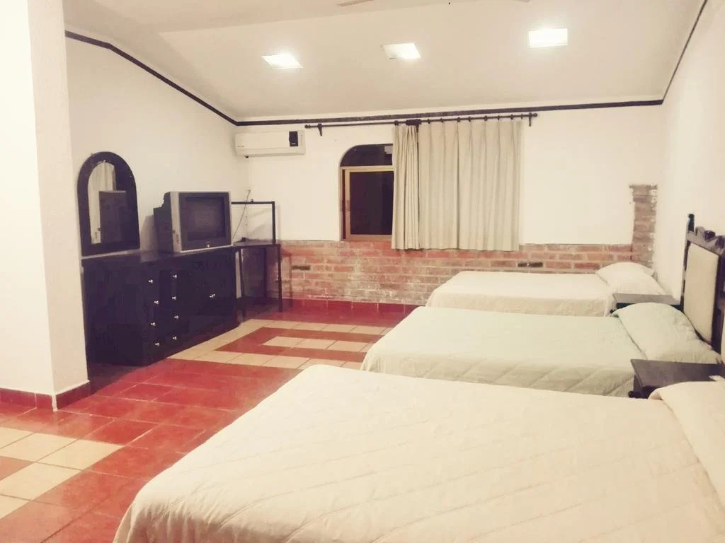 HOTEL BLUE