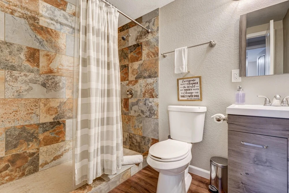 The Pikes Peak Villa -Hot Tub -Mtn Views -Firepit
