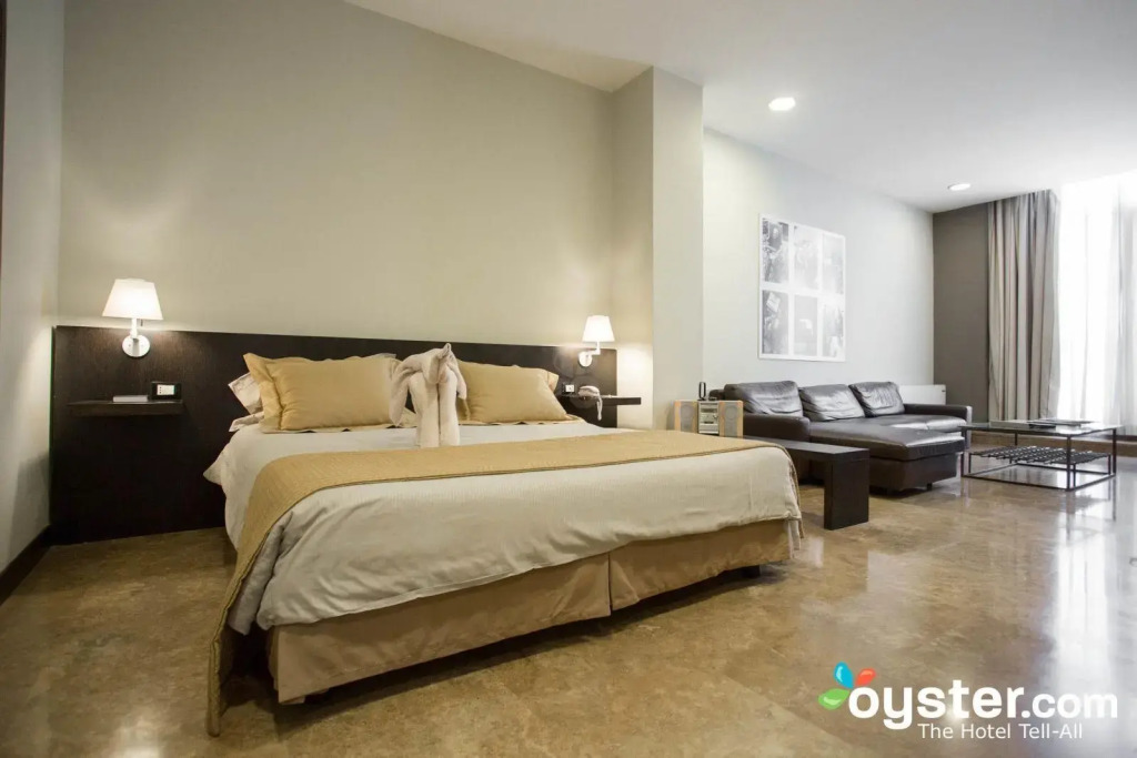 Ucciardhome Hotel