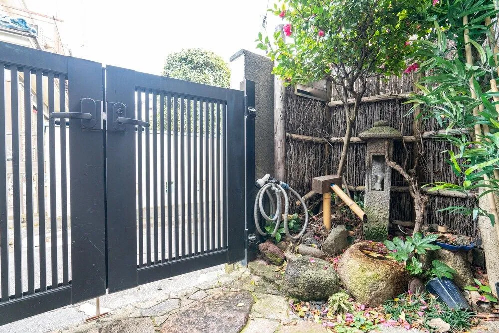 Villa Traditional Designer House Oyama