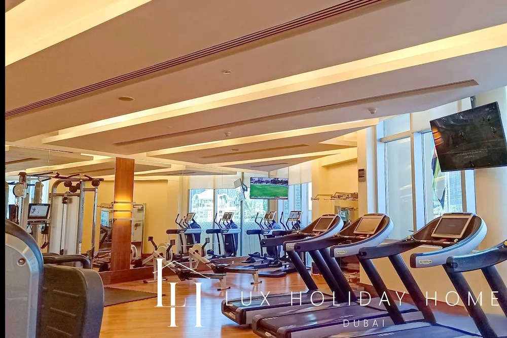 LUX | The EMAAR Fashion Avenue Studio