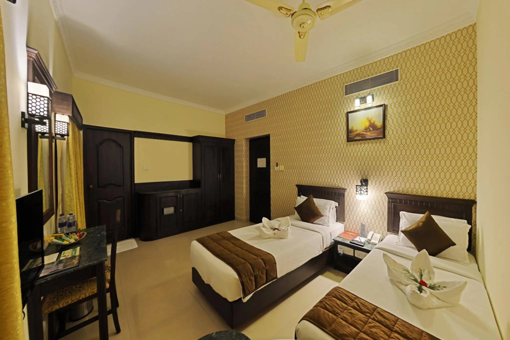 AMS Raj Palace Sundar