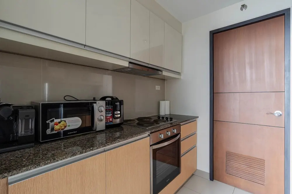 Luxury 2BR Gem in One Uptown, bgc