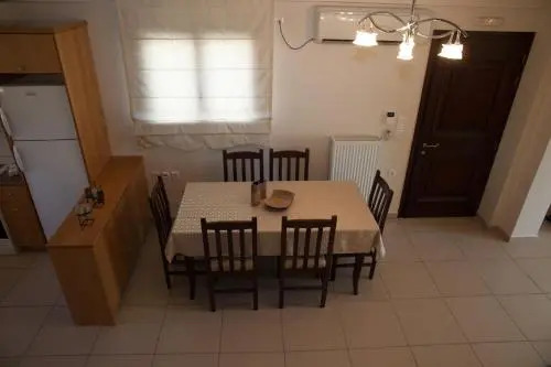 Venetiko Villas