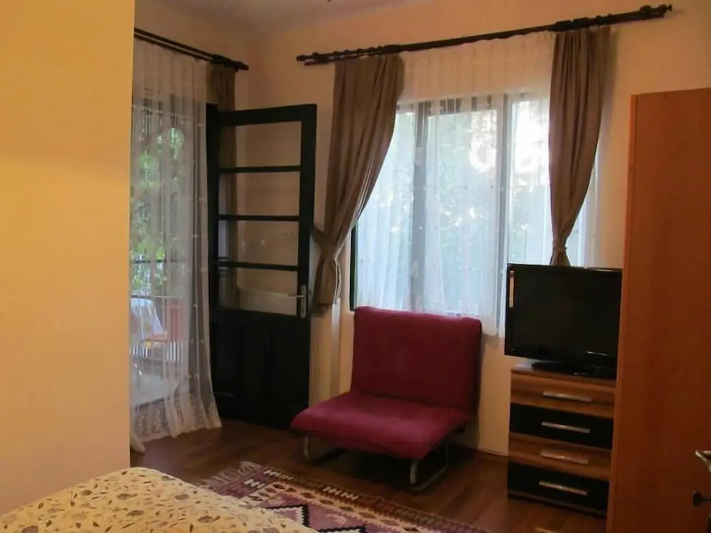 Orhan Kutbayin Evi