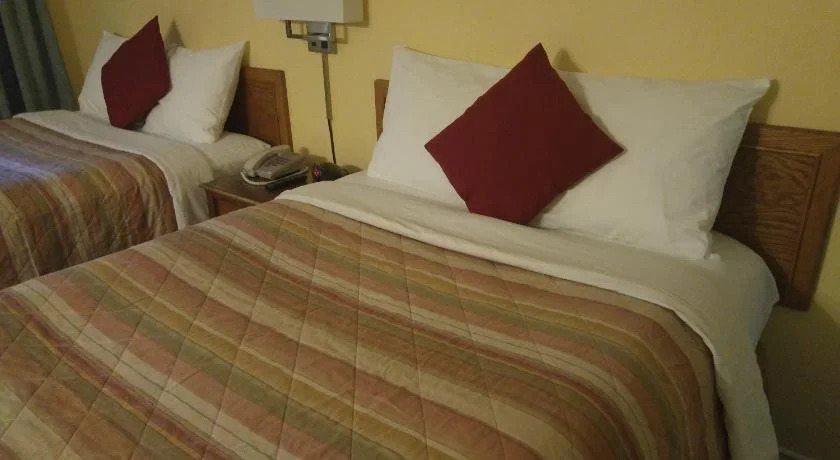 Robbers Roost Motel