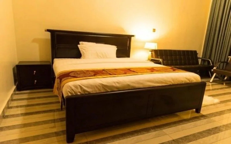 AVISHA TOWN HOTEL